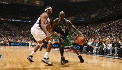 -“英超最后冲刺，争冠集团全线出击”，英超争四军团又添劲旅, 下赛季欧冠门票之争将更为惨烈