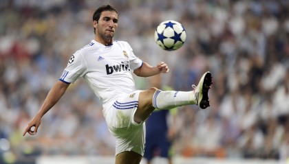 kaiyun体育-阵容调整：球队如何应对伤病和交易影响，如何对球员伤病进行有效的控制