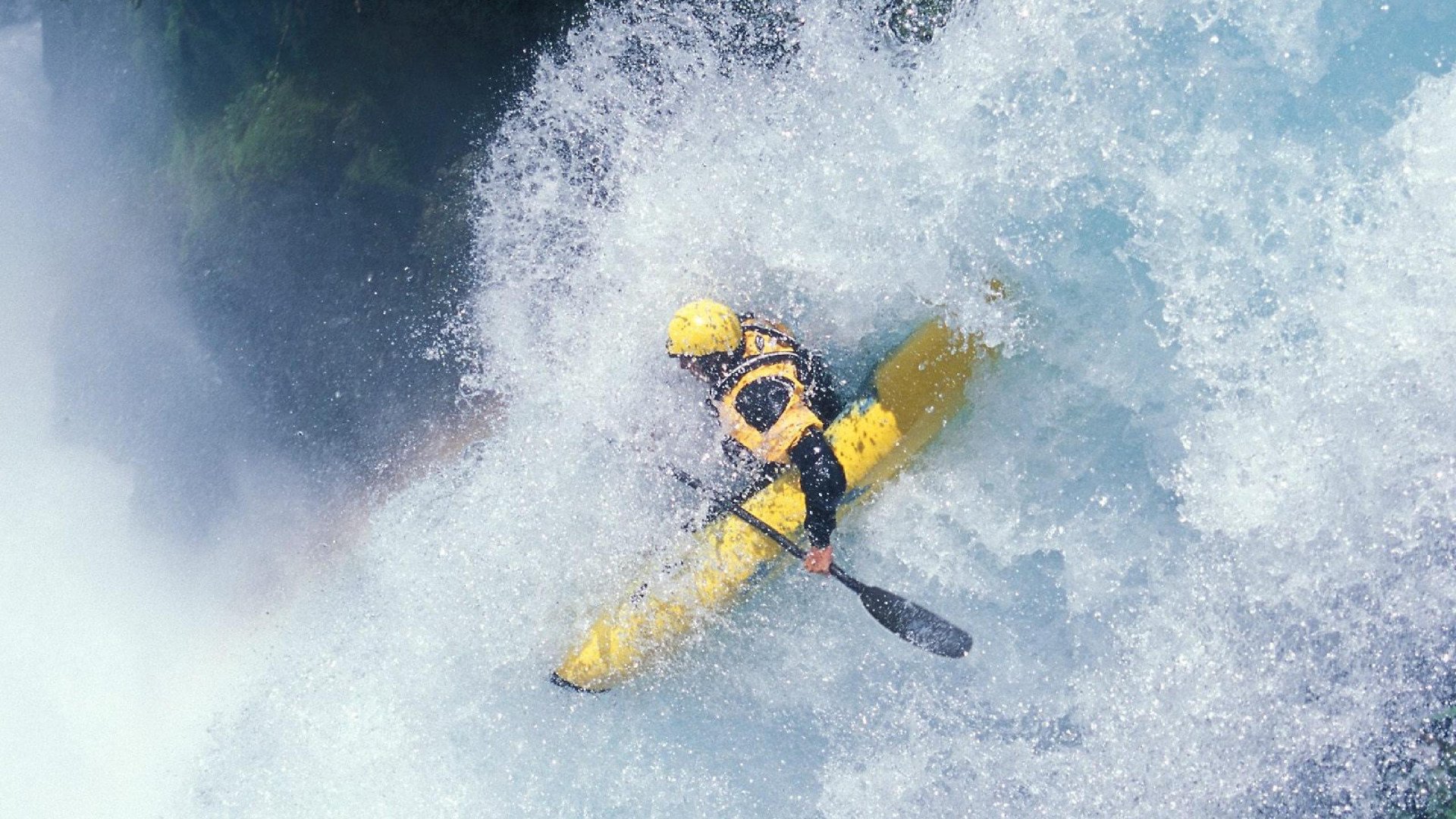大型尼泊尔雪地滑翔，极限速度飙升，尼泊尔滑翔伞在哪里